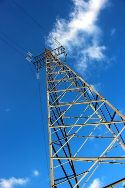 Yüksek voltaj pilonu