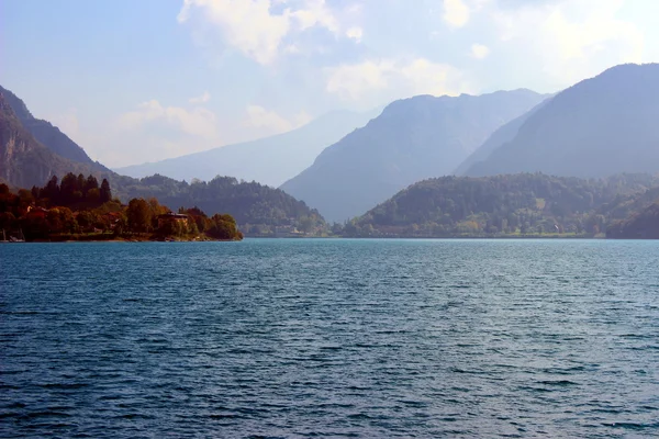 Ledro lake — Stock Photo, Image