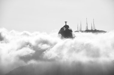 Corcovado dağ İsa kurtarıcı Rio günbatımı bulutlar