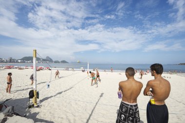 plaj voleybolu rio de janeiro Brezilya günbatımı oynayan Brezilyalı