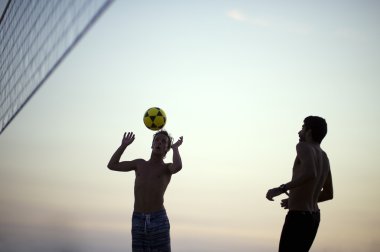 Siluetleri oyun Beach Voleybol Rio de Janeiro Brezilya Sunset
