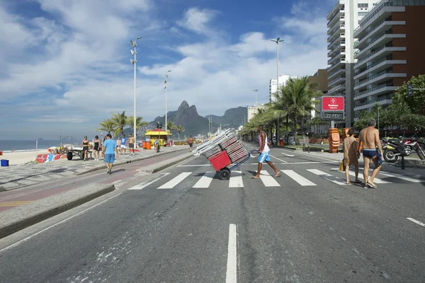 Brazilian Man Pulling Beach Chairs Rio Brazil — Stok fotoğraf