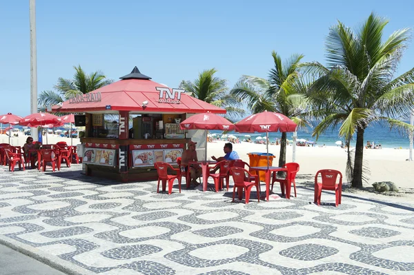 Kiosek promenády pláži Ipanema — Stock fotografie