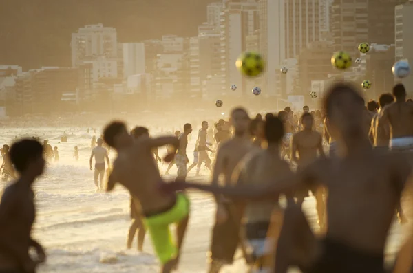 Carioca Brésiliens jouant Altinho Futebol Beach Football — Photo