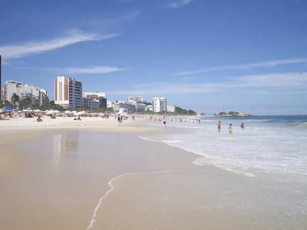 Rio de Janeiro Spiaggia di Ipanema Brasile Skyline — Foto Stock