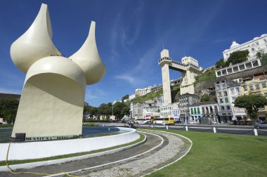 Salvador Bahia Brezilya manzarası görünümü Cairu Plaza Cidade Baixa