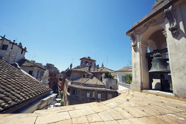 Řím Itálie klasické italské střešní architektura — Stock fotografie