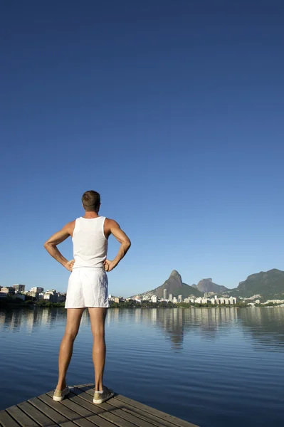 Atleta de pé branco uniforme Rio de Janeiro — Fotografia de Stock