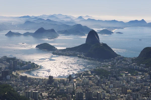 里约热内卢市的天际线忽视 — 图库照片