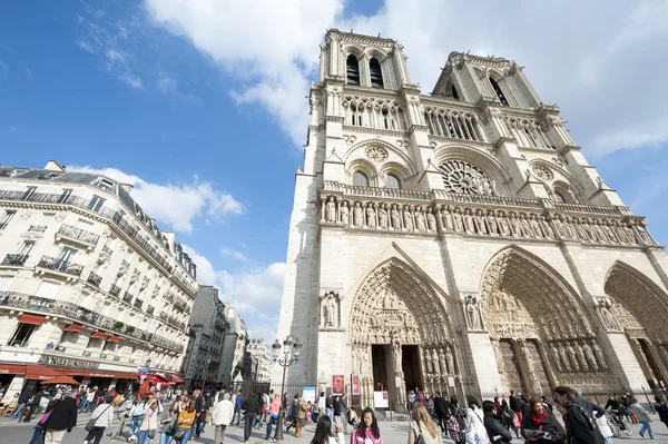 Tourists Gather at the Parvis Notre-Dame Paris France — Stock Photo, Image