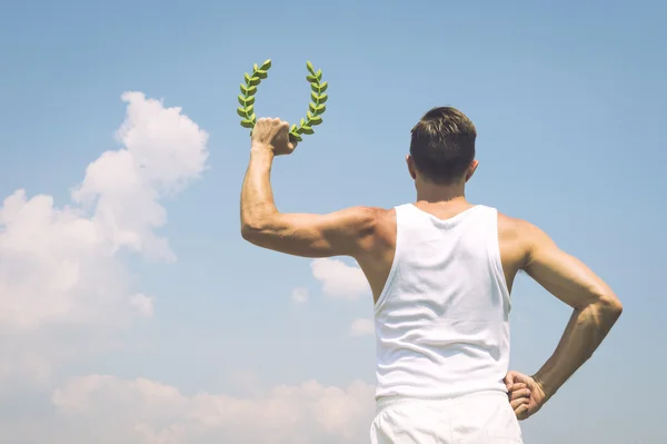 Athlete Holding Laurel Wreath Blue Sky — Stock Photo, Image