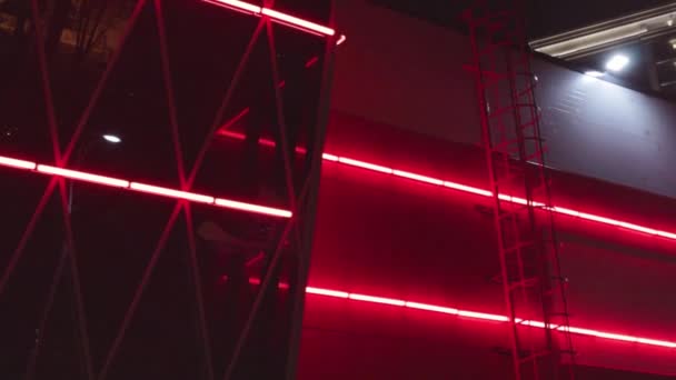Iluminação Néon Edifício Alta Tecnologia Estilo Geometria Linhas Arquitetura Futurista — Vídeo de Stock