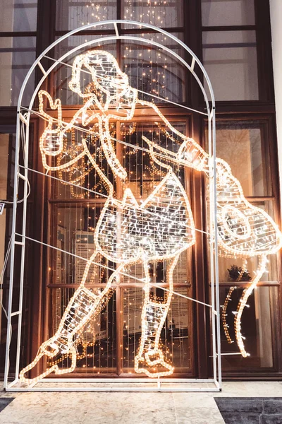 Curtsey karakteri peri masalı aydınlatması Noel havası Prenses parıltısı