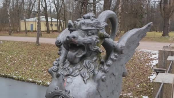 Статуя Китайского Моста Парка Драконов Азиатском Стиле — стоковое видео