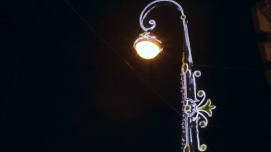 Sokak feneri Noel süslemeleri Sihirli ışık aydınlatma şehri