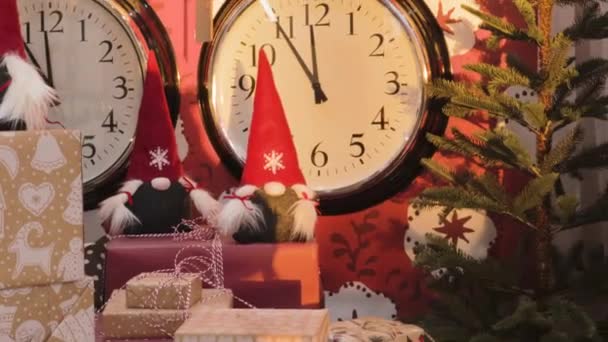 Újévi Dekoráció Otthoni Ajándékok Dobozokban Eladó — Stock videók