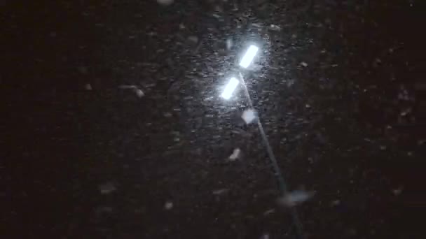 Tempesta Nevicate Notturne Fenomeno Naturale Precipitazioni Nelle Marmellate Invernali — Video Stock