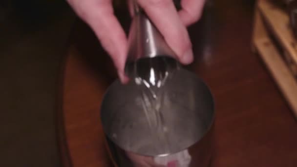 Приготування Мохіто Вапно Нарізання Ножа Компоненти Соку Зелений Свіжий Бар — стокове відео