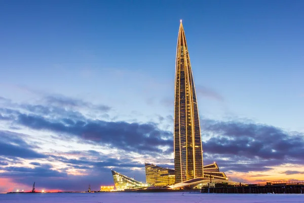  Gökdelen Günbatımı Avrupa yüksek teknoloji mimarisi Lahta merkezi Saint-Petersburg Rusya