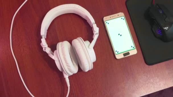 Home Muzyka Studio Miejsce Pracy Makieta Chroma Key Słuchawki Głośniki — Wideo stockowe