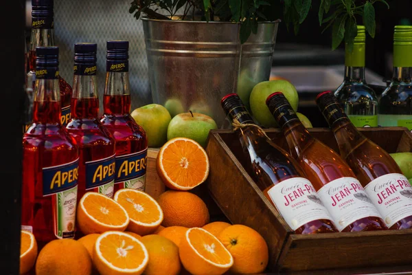 Aperol Pritz Orangen Vorbereitung Schaufenster Alkohol Concept Bar Drinks Russia — Stockfoto