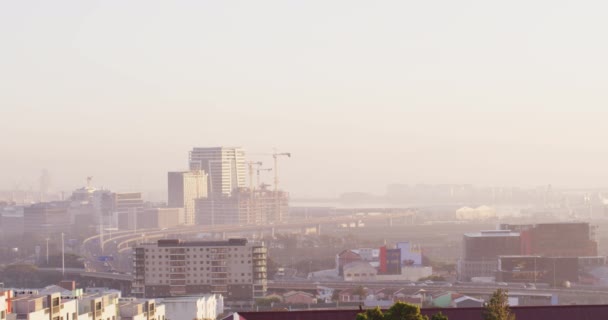 Allmän Bild Stadsbilden Med Flera Höga Skyskrapor Och Byggnader Täckta — Stockvideo