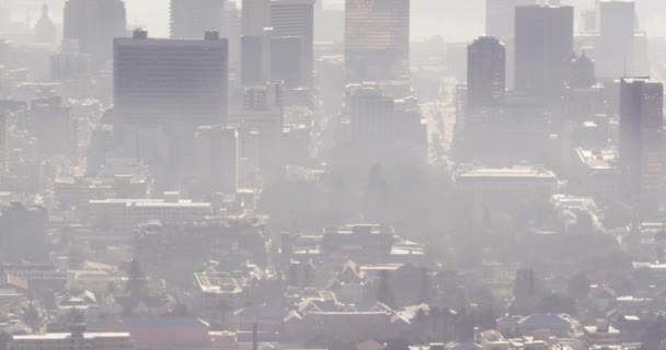 Allmän Bild Stadsbilden Med Flera Moderna Byggnader Täckta Smog Skyline — Stockvideo