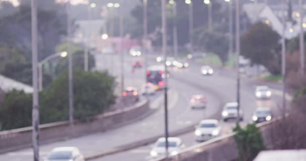 Vista General Autopista Fuera Foco Con Coches Tráfico Por Carretera — Vídeo de stock