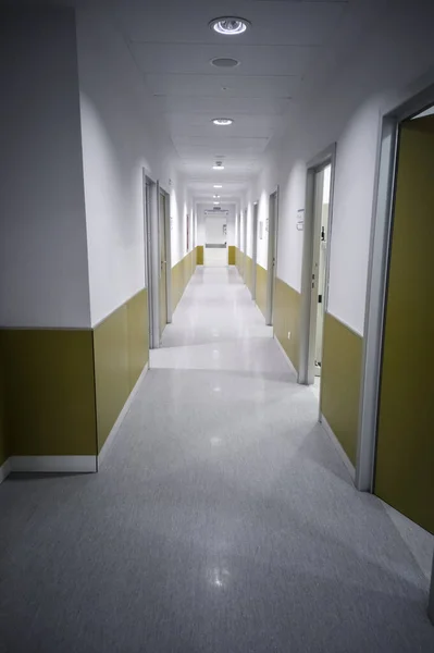 Empty Hospital Corridor Construction Architecture Medicine Health — Stock Photo, Image