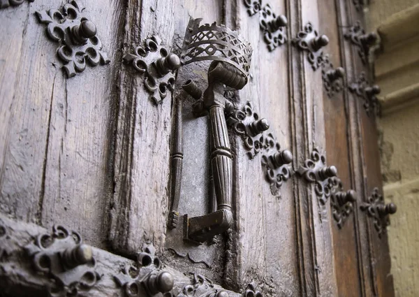 Stary Drewniany Kołatacz Drzwi Konstrukcja Architektura — Zdjęcie stockowe
