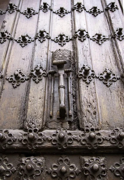Eski Ahşap Kapı Tokmağı Inşaat Mimari — Stok fotoğraf