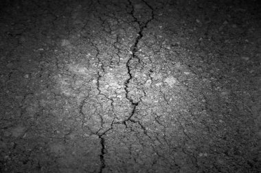 Kırık sokak tabanı, inşaat ve mimari, yol bozulması