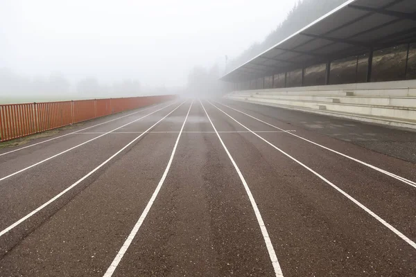 Atletismo Pista Con Niebla Símbolos Texturas Deporte Competición —  Fotos de Stock