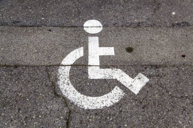 Engelli park levhası, trafik işaretleri