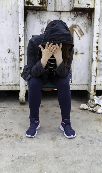 Homeless Woman Garbage Suffering Crisis Poverty Loneliness Patriarchy — Stock Photo, Image