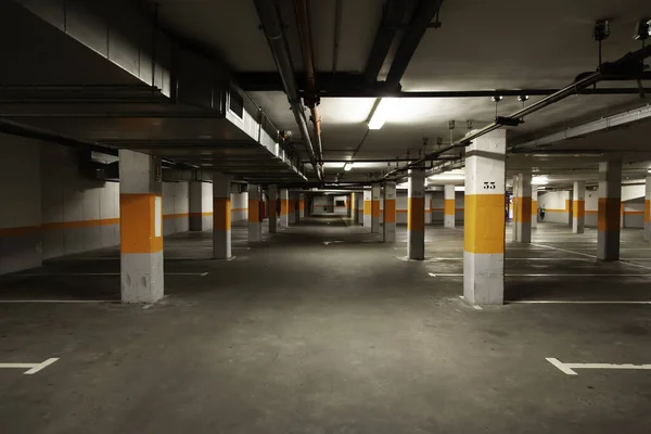 Interior Garagem Estacionamento Construção Arquitetura Transporte Veículo — Fotografia de Stock