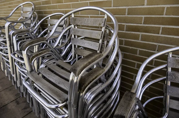 Detail Van Stoelen Voor Rust Ontspanning Een Buitenruimte — Stockfoto