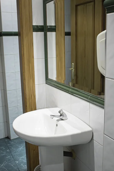 Lavabo de baño — Foto de Stock