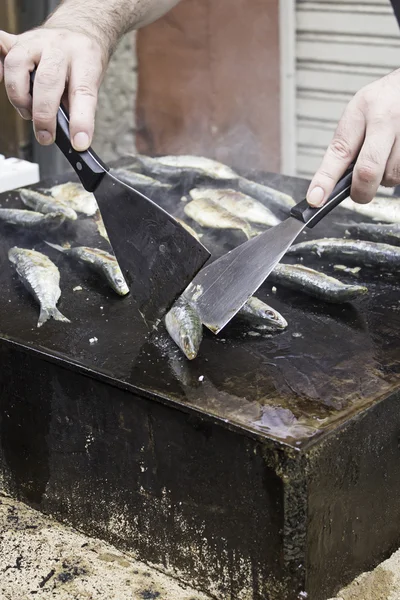 Sardinas a la parrilla —  Fotos de Stock