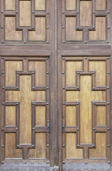 Porta transversal de madeira — Fotografia de Stock