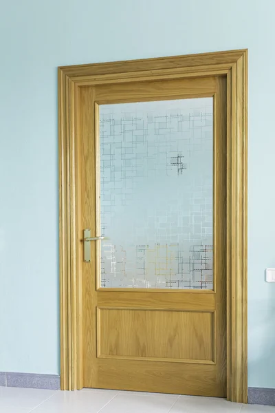Drewniane drzwi szklane — Zdjęcie stockowe
