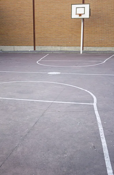 Courtyard basketball — Stock Photo, Image