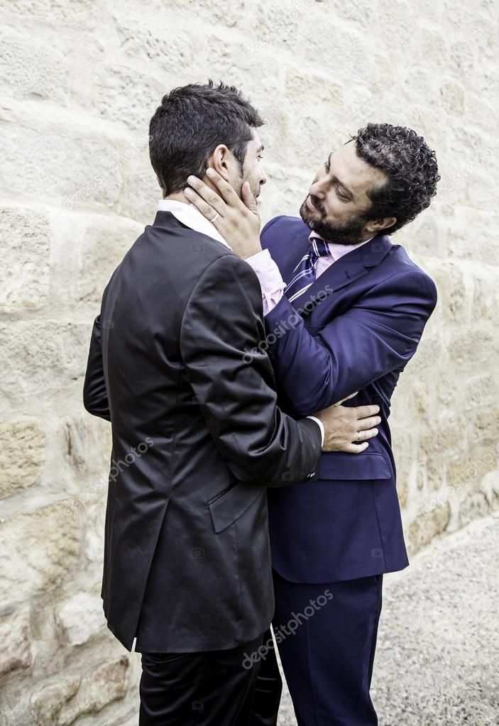 Men love kissing