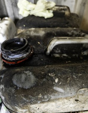 Kirli ve kullanılmış petrol, kirlilik ve çevre tahribatının ayrıntıları