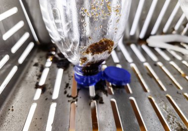 Plastik şişe yağ, geri dönüşüm ve ekoloji kullanıldı