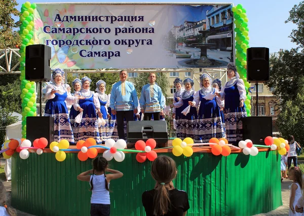 Samara, Rusia - 24 de agosto de 2014: buena gente rusa Desconocida —  Fotos de Stock