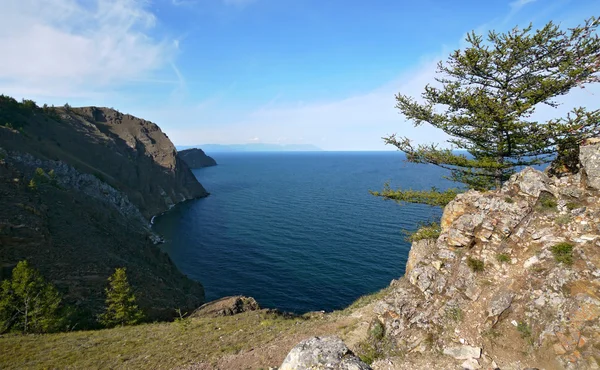 The mysterious island of Olkhon on lake Baikal. The landscape of — Stock Photo, Image