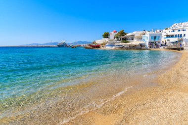 Yunanistan 'ın Mykonos kasabasındaki güzel plaj manzarası