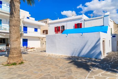 Parikia şehrinin tipik mimarisi, Paros Adası, Yunanistan