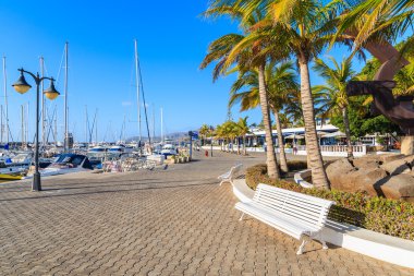 Puerto Calero Marina sahil mesire bankta